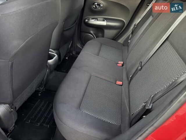 Красный Ниссан Жук, объемом двигателя 1.6 л и пробегом 48 тыс. км за 12800 $, фото 33 на Automoto.ua