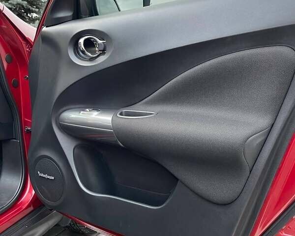 Ниссан Жук 2015 в Днепре (Днепропетровске) на Automoto.ua Красный Ниссан Жук, объемом двигателя 1.62 л и пробегом 190 тыс. км за 12100 $, фото 9 на Automoto.ua