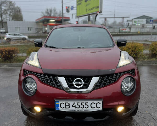 Красный Ниссан Жук, объемом двигателя 1.6 л и пробегом 58 тыс. км за 13000 $, фото 2 на Automoto.ua