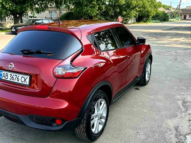 Красный Ниссан Жук, объемом двигателя 1.6 л и пробегом 85 тыс. км за 12500 $, фото 2 на Automoto.ua