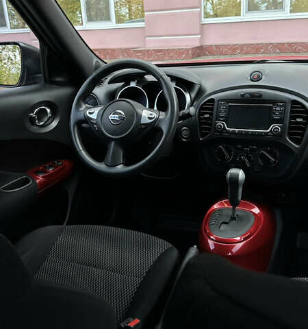 Красный Ниссан Жук, объемом двигателя 1.6 л и пробегом 102 тыс. км за 12300 $, фото 9 на Automoto.ua