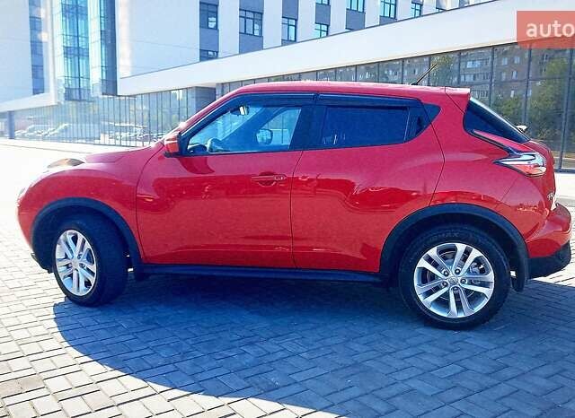 Красный Ниссан Жук, объемом двигателя 1.62 л и пробегом 107 тыс. км за 11899 $, фото 3 на Automoto.ua