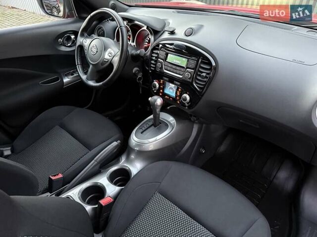 Красный Ниссан Жук, объемом двигателя 1.6 л и пробегом 48 тыс. км за 12800 $, фото 28 на Automoto.ua