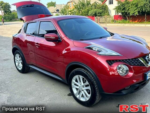 Красный Ниссан Жук, объемом двигателя 1.6 л и пробегом 85 тыс. км за 12500 $, фото 12 на Automoto.ua