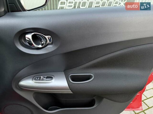 Красный Ниссан Жук, объемом двигателя 1.6 л и пробегом 48 тыс. км за 12800 $, фото 29 на Automoto.ua