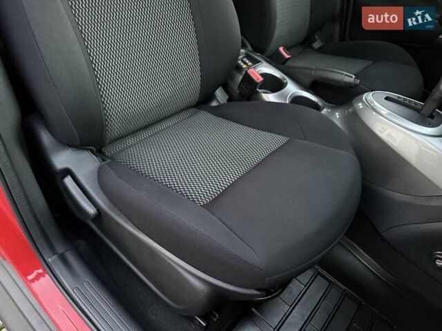 Красный Ниссан Жук, объемом двигателя 1.6 л и пробегом 48 тыс. км за 12800 $, фото 32 на Automoto.ua