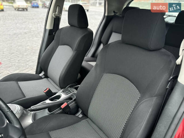 Червоний Ніссан Жук, об'ємом двигуна 1.6 л та пробігом 97 тис. км за 12300 $, фото 49 на Automoto.ua