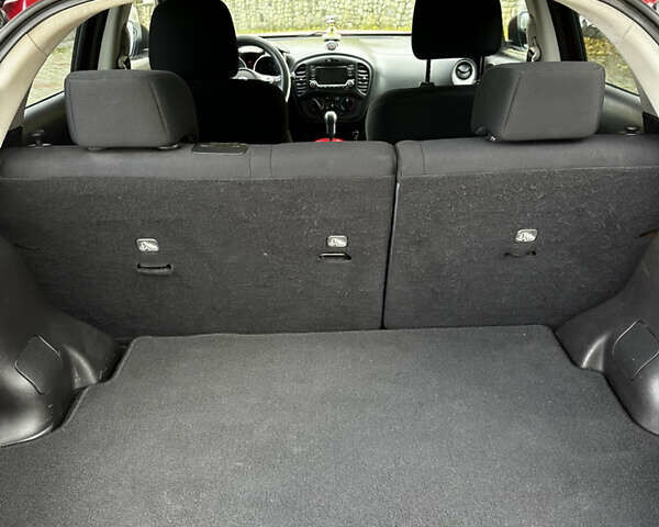 Красный Ниссан Жук, объемом двигателя 1.6 л и пробегом 163 тыс. км за 11500 $, фото 29 на Automoto.ua