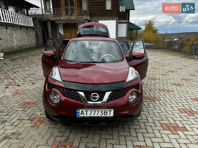 Красный Ниссан Жук, объемом двигателя 1.6 л и пробегом 163 тыс. км за 11500 $, фото 19 на Automoto.ua