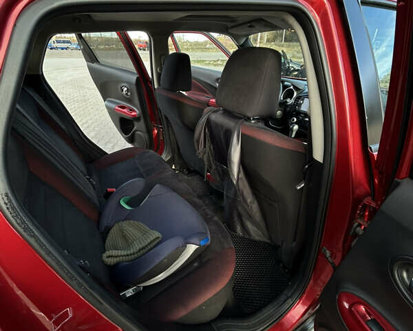 Красный Ниссан Жук, объемом двигателя 1.62 л и пробегом 87 тыс. км за 14500 $, фото 11 на Automoto.ua