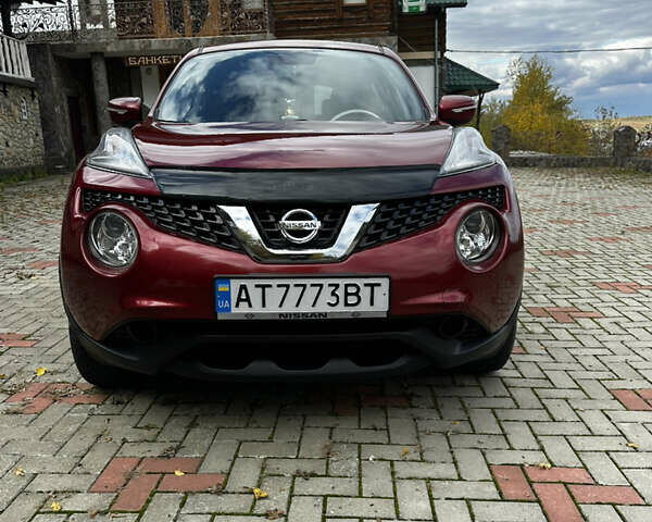 Красный Ниссан Жук, объемом двигателя 1.6 л и пробегом 163 тыс. км за 11500 $, фото 13 на Automoto.ua