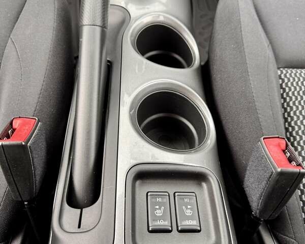 Червоний Ніссан Жук, об'ємом двигуна 1.6 л та пробігом 45 тис. км за 14500 $, фото 28 на Automoto.ua