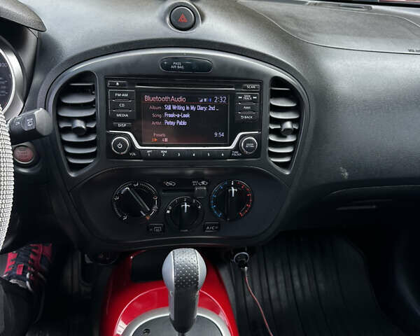 Красный Ниссан Жук, объемом двигателя 1.6 л и пробегом 163 тыс. км за 11500 $, фото 32 на Automoto.ua