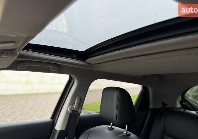 Красный Ниссан Жук, объемом двигателя 1.62 л и пробегом 80 тыс. км за 12680 $, фото 21 на Automoto.ua