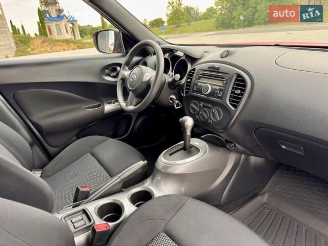 Червоний Ніссан Жук, об'ємом двигуна 1.6 л та пробігом 45 тис. км за 14500 $, фото 23 на Automoto.ua