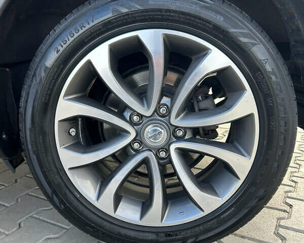 Красный Ниссан Жук, объемом двигателя 1.62 л и пробегом 87 тыс. км за 14500 $, фото 20 на Automoto.ua