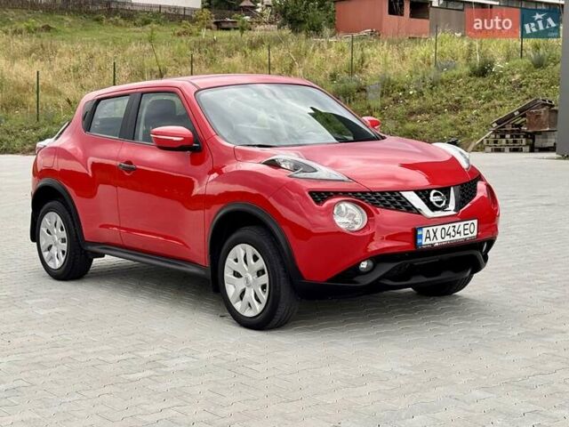 Червоний Ніссан Жук, об'ємом двигуна 1.6 л та пробігом 45 тис. км за 14500 $, фото 4 на Automoto.ua