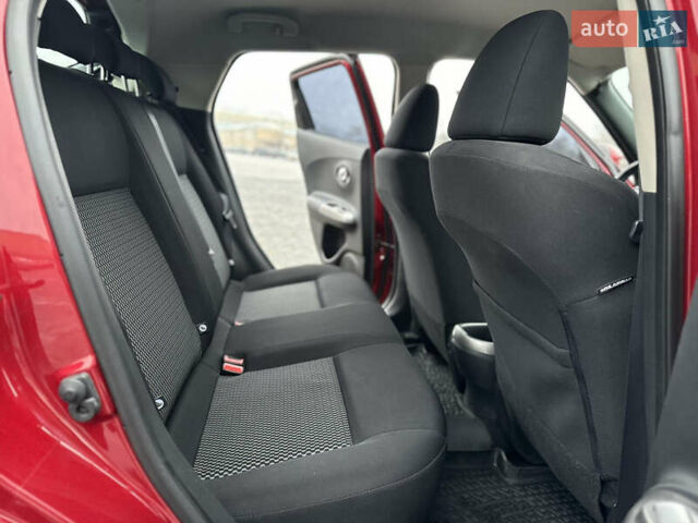 Червоний Ніссан Жук, об'ємом двигуна 1.6 л та пробігом 97 тис. км за 12300 $, фото 53 на Automoto.ua