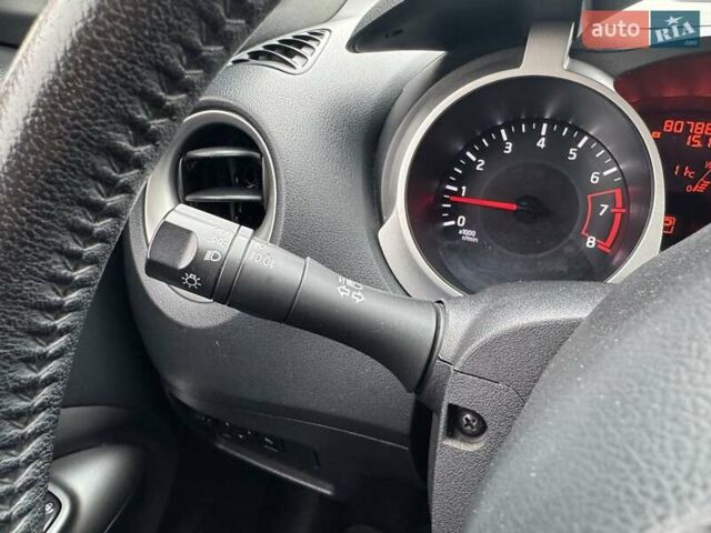 Красный Ниссан Жук, объемом двигателя 1.6 л и пробегом 81 тыс. км за 13290 $, фото 14 на Automoto.ua