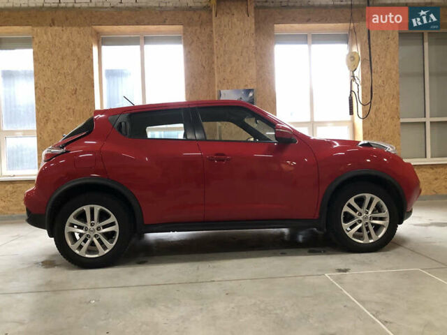 Красный Ниссан Жук, объемом двигателя 1.62 л и пробегом 125 тыс. км за 10500 $, фото 1 на Automoto.ua