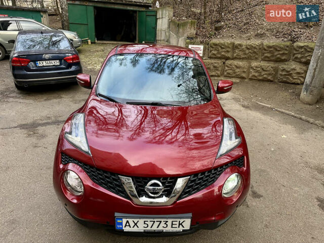 Червоний Ніссан Жук, об'ємом двигуна 1.6 л та пробігом 97 тис. км за 12000 $, фото 2 на Automoto.ua