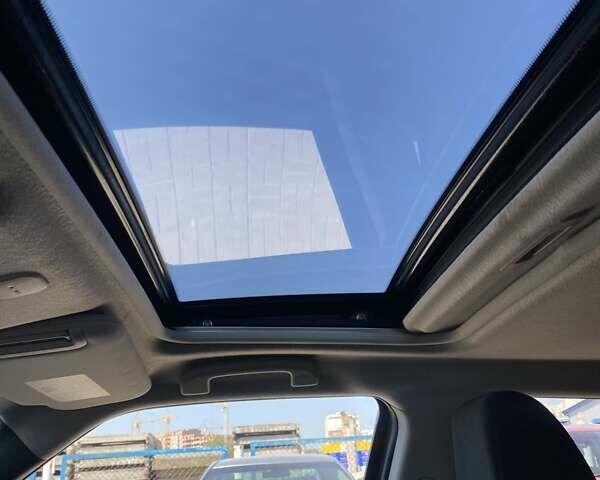 Красный Ниссан Жук, объемом двигателя 0 л и пробегом 98 тыс. км за 12500 $, фото 7 на Automoto.ua