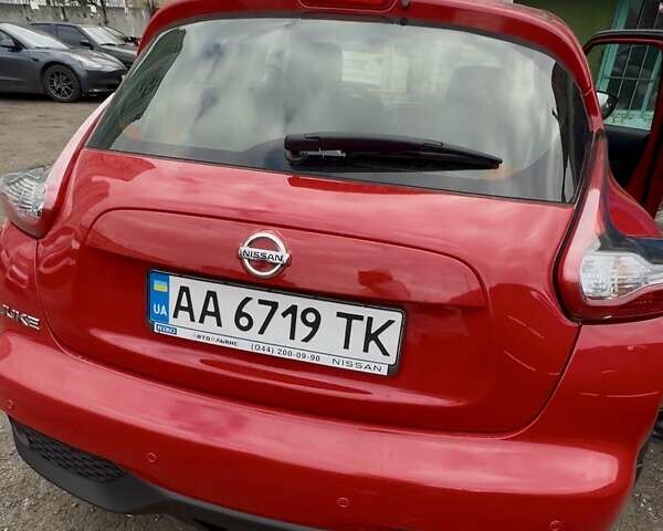 Червоний Ніссан Жук, об'ємом двигуна 1.6 л та пробігом 58 тис. км за 13000 $, фото 6 на Automoto.ua