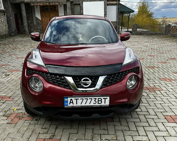 Красный Ниссан Жук, объемом двигателя 1.6 л и пробегом 163 тыс. км за 11500 $, фото 11 на Automoto.ua