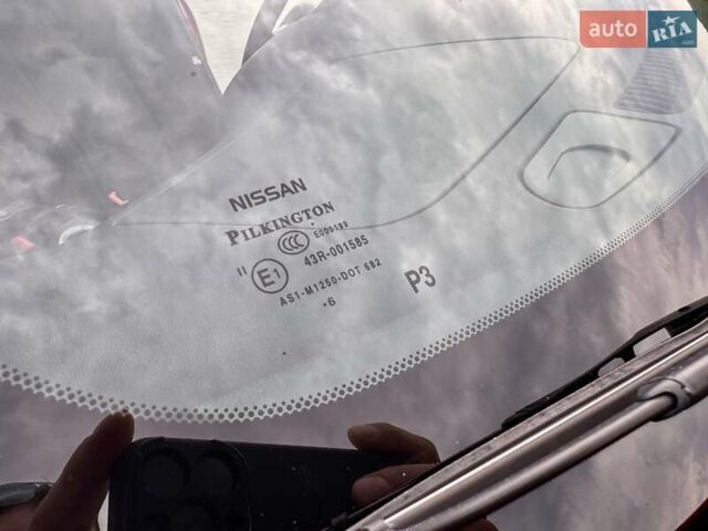 Червоний Ніссан Жук, об'ємом двигуна 1.6 л та пробігом 45 тис. км за 14500 $, фото 14 на Automoto.ua