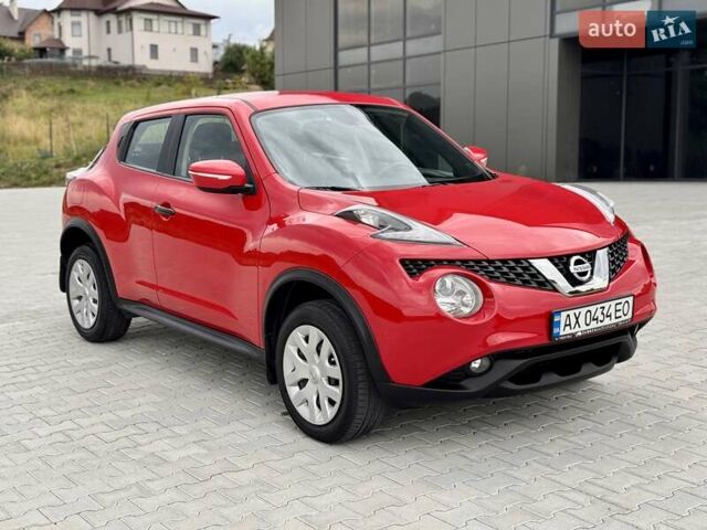 Червоний Ніссан Жук, об'ємом двигуна 1.6 л та пробігом 45 тис. км за 14500 $, фото 5 на Automoto.ua