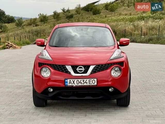 Червоний Ніссан Жук, об'ємом двигуна 1.6 л та пробігом 45 тис. км за 14500 $, фото 3 на Automoto.ua