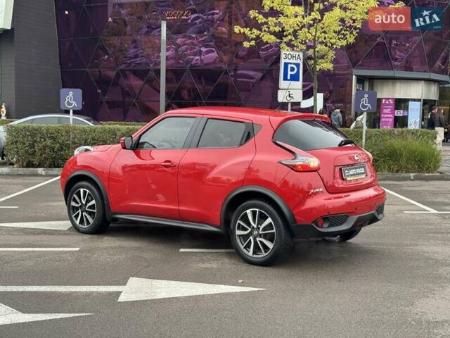 Красный Ниссан Жук, объемом двигателя 1.6 л и пробегом 81 тыс. км за 13290 $, фото 4 на Automoto.ua