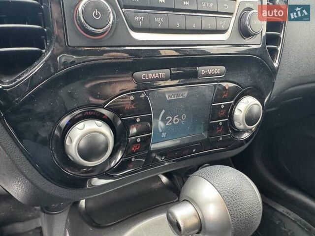 Красный Ниссан Жук, объемом двигателя 1.6 л и пробегом 81 тыс. км за 13290 $, фото 20 на Automoto.ua