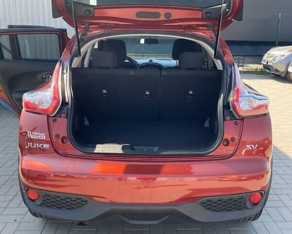 Красный Ниссан Жук, объемом двигателя 0 л и пробегом 98 тыс. км за 12500 $, фото 1 на Automoto.ua