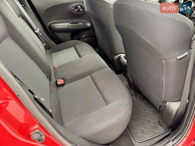 Червоний Ніссан Жук, об'ємом двигуна 1.6 л та пробігом 45 тис. км за 14500 $, фото 21 на Automoto.ua