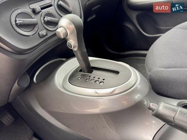 Червоний Ніссан Жук, об'ємом двигуна 1.6 л та пробігом 45 тис. км за 14500 $, фото 29 на Automoto.ua