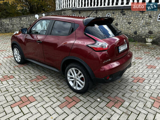 Красный Ниссан Жук, объемом двигателя 1.6 л и пробегом 163 тыс. км за 11500 $, фото 4 на Automoto.ua