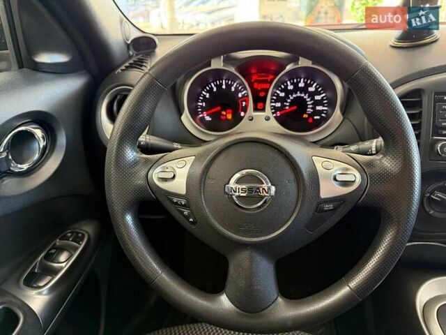 Красный Ниссан Жук, объемом двигателя 1.6 л и пробегом 184 тыс. км за 9490 $, фото 18 на Automoto.ua