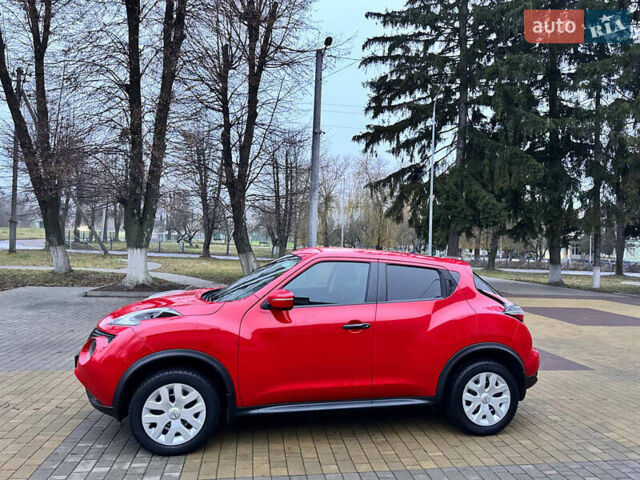 Красный Ниссан Жук, объемом двигателя 1.6 л и пробегом 83 тыс. км за 12850 $, фото 1 на Automoto.ua