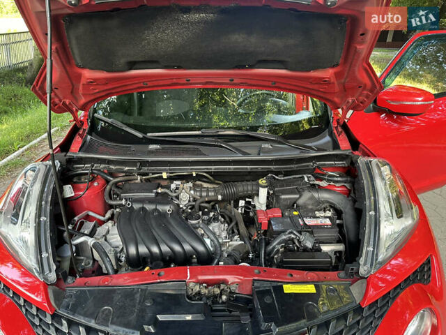 Красный Ниссан Жук, объемом двигателя 1.6 л и пробегом 123 тыс. км за 12900 $, фото 31 на Automoto.ua