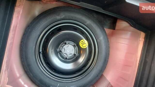 Красный Ниссан Жук, объемом двигателя 1.6 л и пробегом 105 тыс. км за 12500 $, фото 38 на Automoto.ua
