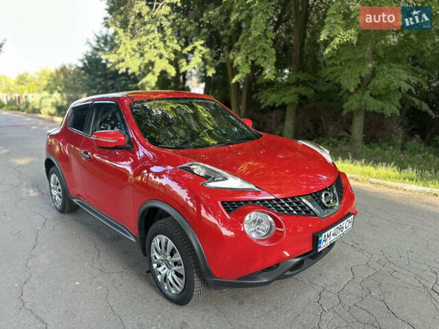 Красный Ниссан Жук, объемом двигателя 1.6 л и пробегом 123 тыс. км за 12900 $, фото 3 на Automoto.ua