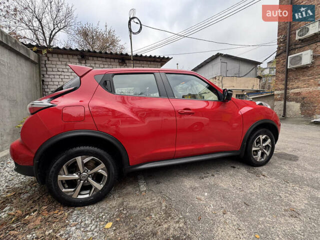 Червоний Ніссан Жук, об'ємом двигуна 1.6 л та пробігом 125 тис. км за 13500 $, фото 9 на Automoto.ua