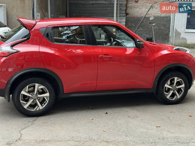 Червоний Ніссан Жук, об'ємом двигуна 1.6 л та пробігом 125 тис. км за 13500 $, фото 3 на Automoto.ua