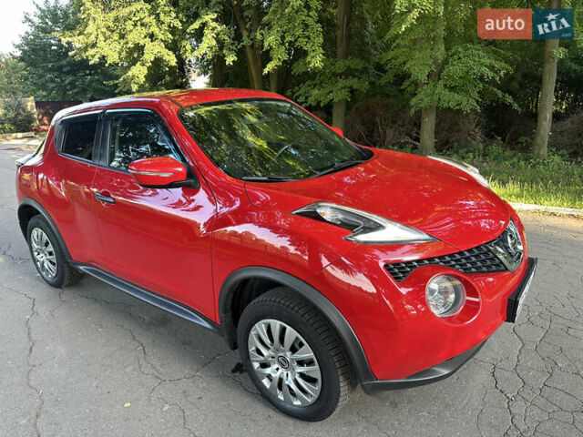 Красный Ниссан Жук, объемом двигателя 1.6 л и пробегом 123 тыс. км за 12900 $, фото 4 на Automoto.ua