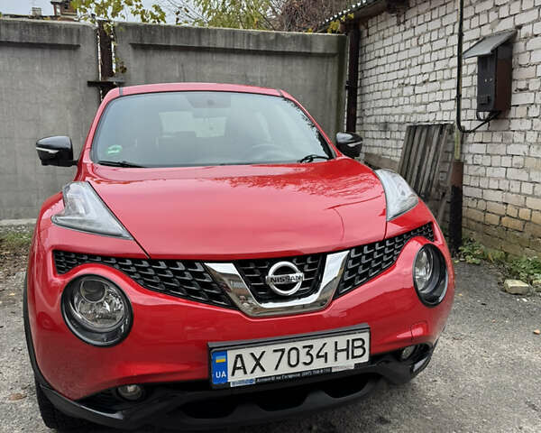 Червоний Ніссан Жук, об'ємом двигуна 1.6 л та пробігом 125 тис. км за 13500 $, фото 7 на Automoto.ua