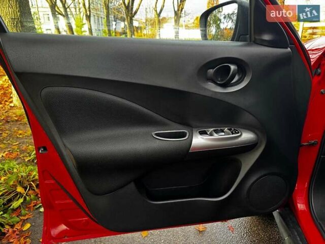 Червоний Ніссан Жук, об'ємом двигуна 1.6 л та пробігом 124 тис. км за 13490 $, фото 9 на Automoto.ua