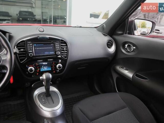 Красный Ниссан Жук, объемом двигателя 1.6 л и пробегом 117 тыс. км за 14900 $, фото 13 на Automoto.ua