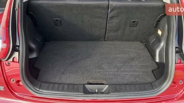 Червоний Ніссан Жук, об'ємом двигуна 1.6 л та пробігом 87 тис. км за 13499 $, фото 3 на Automoto.ua