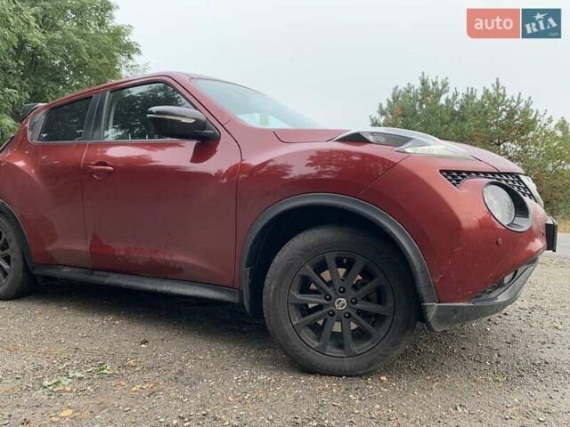Красный Ниссан Жук, объемом двигателя 1.6 л и пробегом 163 тыс. км за 11999 $, фото 1 на Automoto.ua
